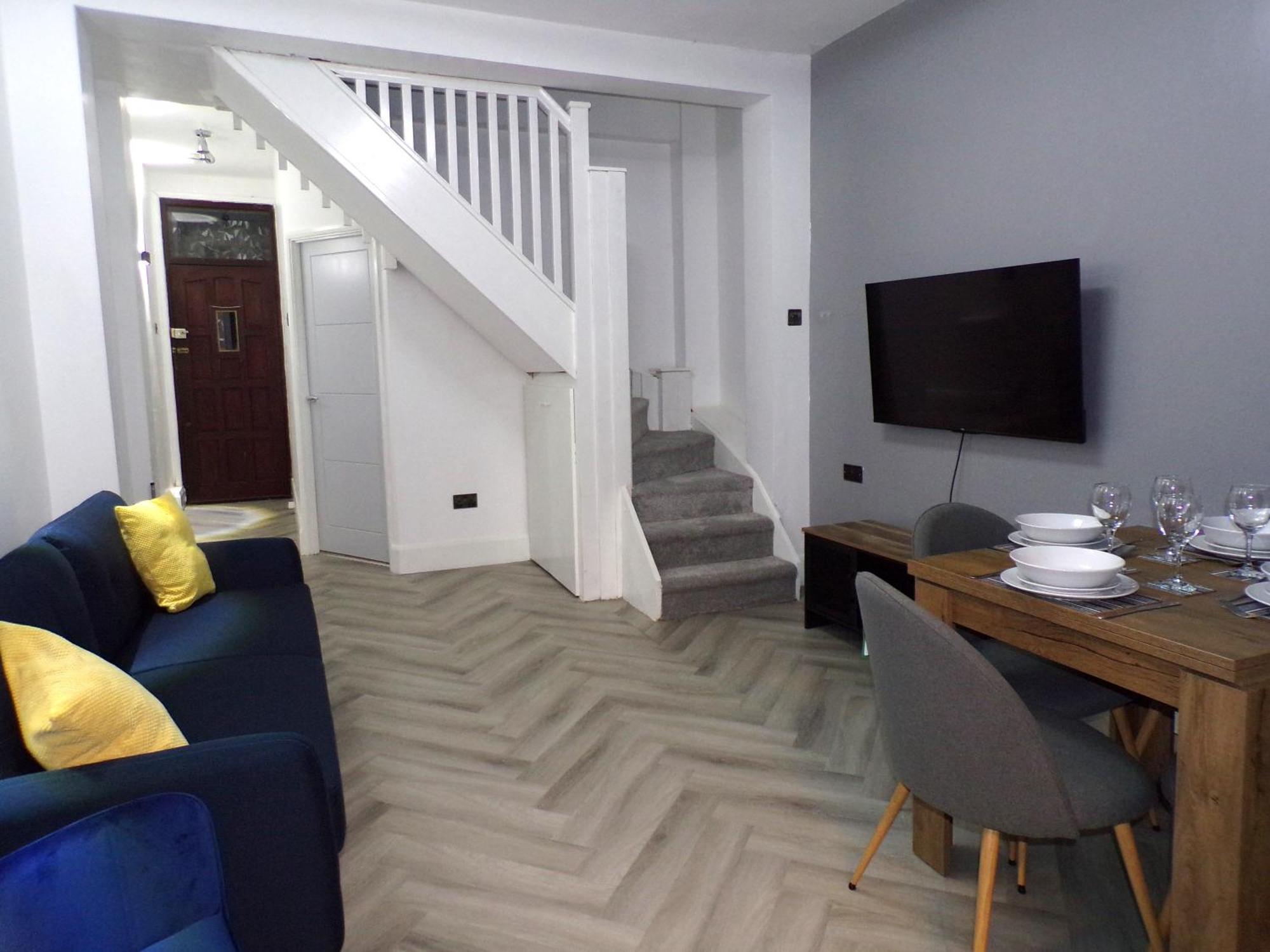 Hazelhurst House - 4 Bedrooms 2 Bathrooms Stoke-on-Trent Esterno foto