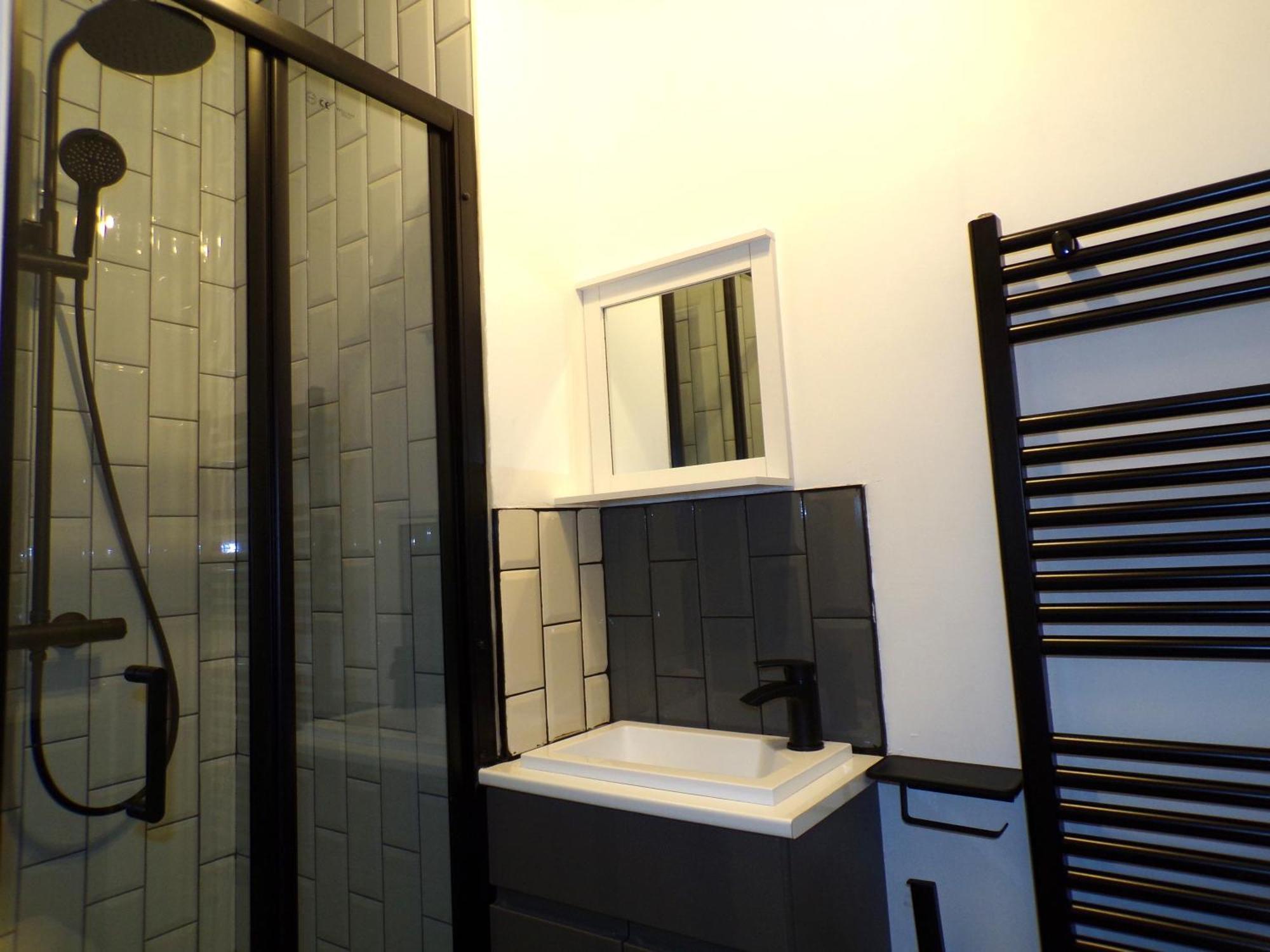 Hazelhurst House - 4 Bedrooms 2 Bathrooms Stoke-on-Trent Esterno foto